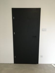 drzwi-wewnetrzne-czarne-rzeszow